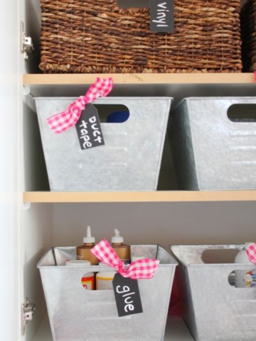 Organizing the craft room | Design Dazzle