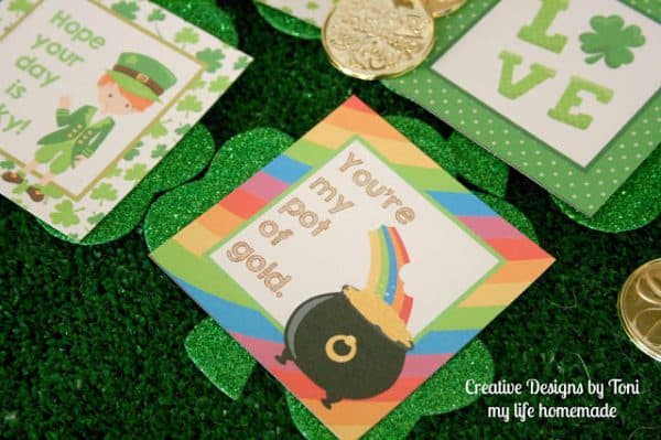 Add these cute St. Patrick's Day free printables to your kid's lunch box.