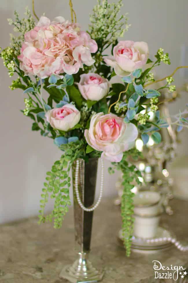 Simple and easy floral arrangement for a Downton Abbey inspired party. Design Dazzle