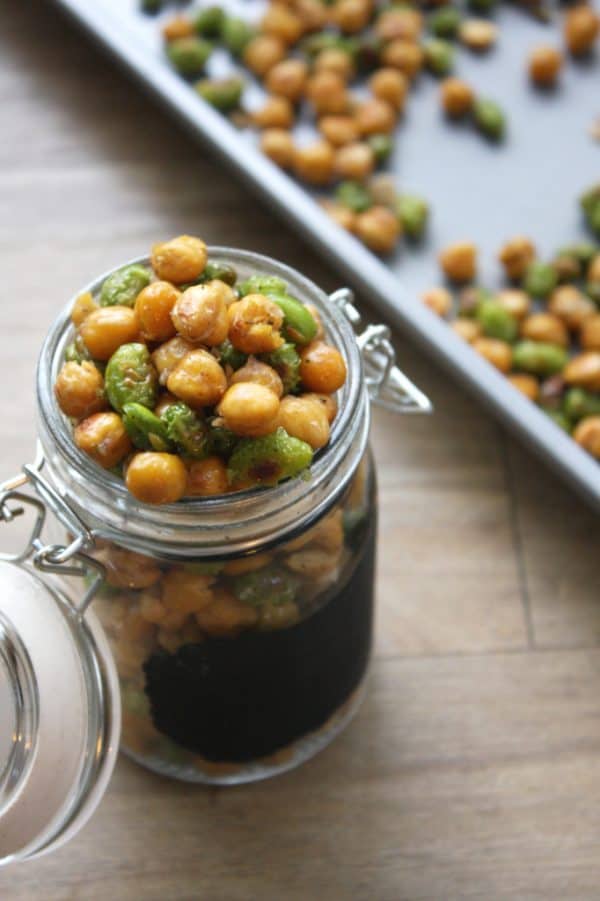 Healthy Snacks: Crispy Chickpea and Edamame oven backed snacks. Healthy snack for the afternoon slump!