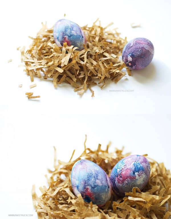 Galaxy Painting Easter Eggs! 20+ Creative Ways to Paint Easter Eggs on decigndazzle.com!