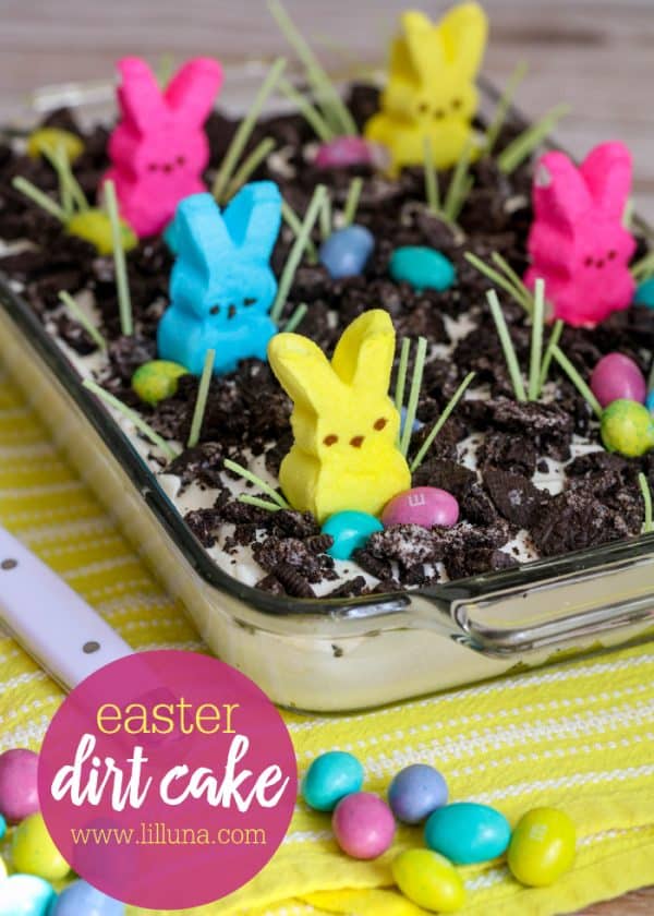 Collection of Easter Sweets and Adorable Treats! Kids will love these delicious DIY desserts! #easter #dessert || Design Dazzle