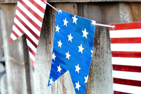 Darling 4th of July Banner that is too cute NOT to print! Love a FREE printable!!