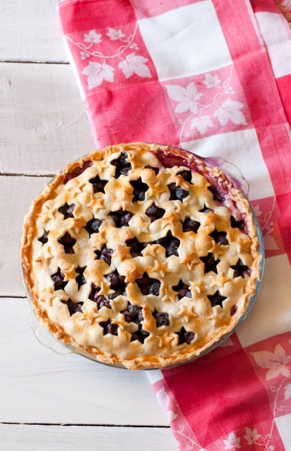 4th of July Blueberry Pie with STARS! Patriotic Food for the 4th!