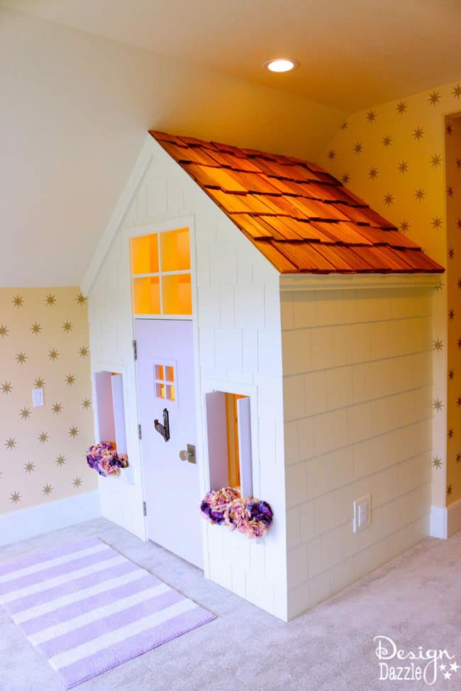 What a fun indoor playhouse! | Design Dazzle