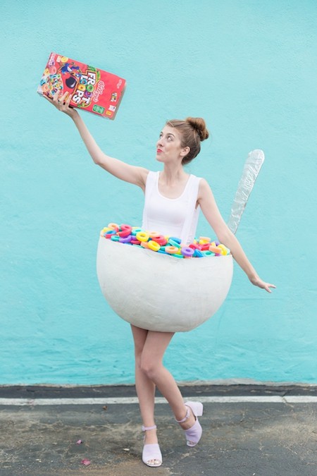 10 of my very favorite DIY food themed Halloween costumes that are cute, simple, and easy to make. You would never guess that they are homemade! | DIY halloween costumes | homemade halloween costumes | food themed halloween costumes | halloween costume ideas | what to wear for halloween || Design Dazzle