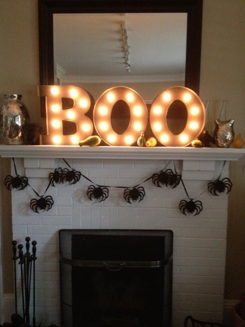 10 of my favorite Halloween mantle ideas that are elegant with a dash of spooky and a pinch of fun! | DIY halloween mantles | decorating for halloween | halloween home decor ideas | easy halloween mantle ideas | trendy halloween mantle decor || Design Dazzle