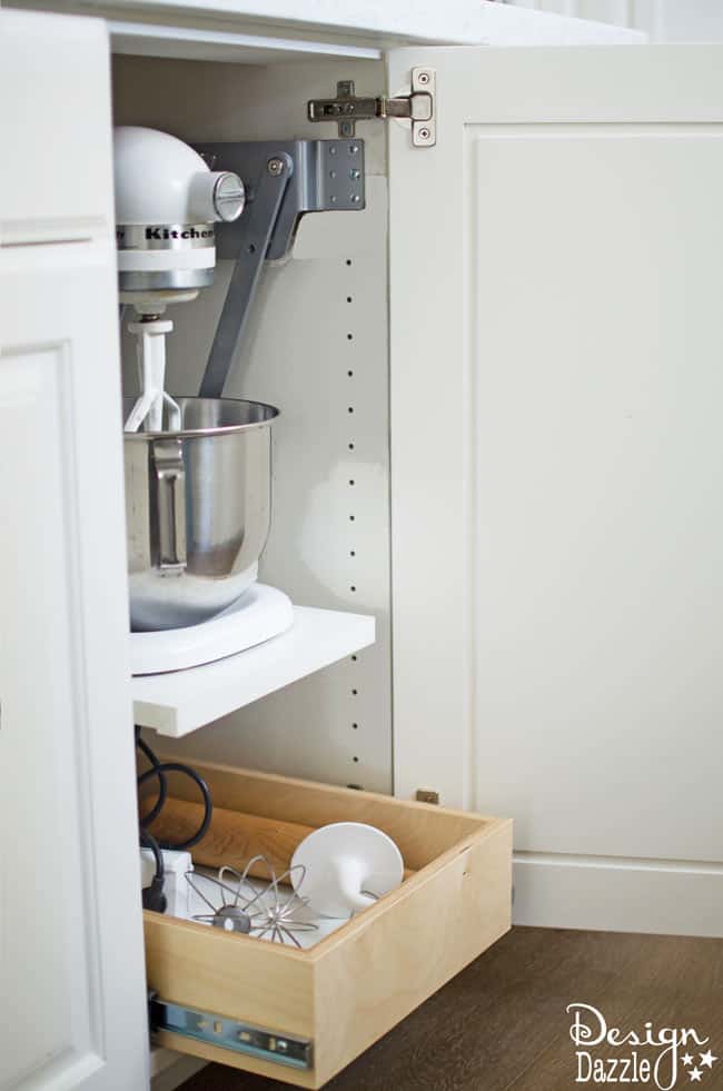 10 Kitchen Storage Solutions to help keep your kitchen organized!
