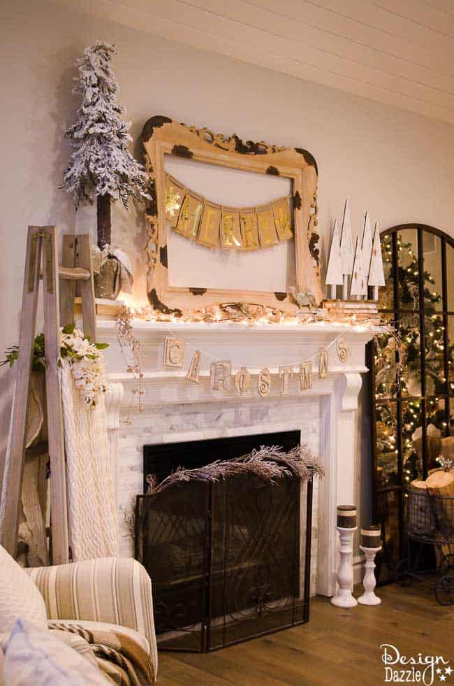 Christmas Home Tour - Living Room Tour | Christmas home decor | Christmas home decor tour | decorating tips for Christmas | Christmas decor ideas | Christmas decorating tips || Design Dazzle #christmasdecor