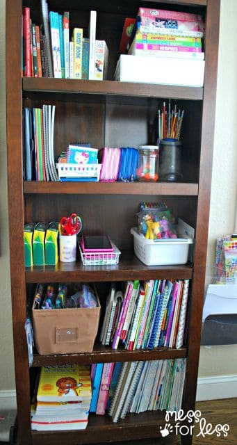 Kids can make the most messes around the house so I have round up 12 ways that will make keeping your kids' bedrooms and bathroom organized a breeze! | Design Dazzle