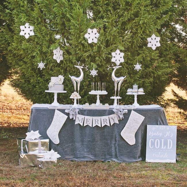 A gorgeous wintery snowflake party! | Design Dazzle