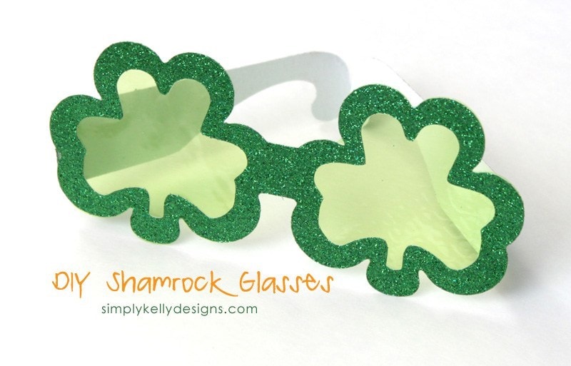 All 15 of these St. Patricks Day classroom activities are not only simple but kid approved and sure to make your classroom parties a blast | Design Dazzle! 