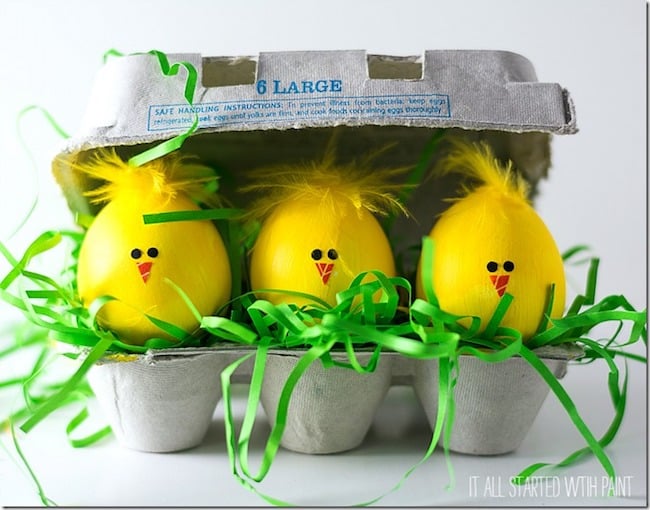 18 "egg-cellent" Easter egg decorating ideas that are absolutely creative and fun! Many of these ideas you probably have the supplies for right now. | Design Dazzle