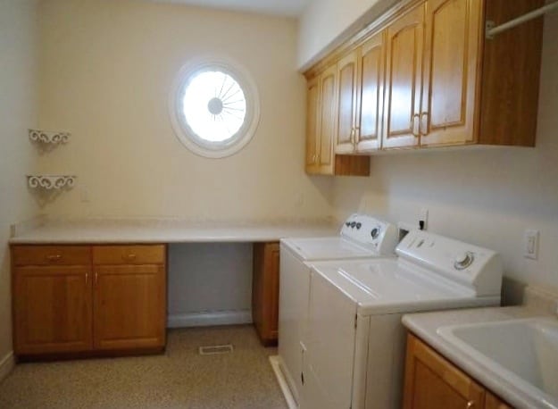 Combine a butler's pantry with the laundry room to create a "pandry" | Design Dazzle