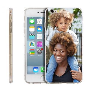 From engraved necklaces to custom photo phone cases, these 14 meaningful Mothers Day gifts will be sure to put a huge smile on your mom's face! | Design Dazzle