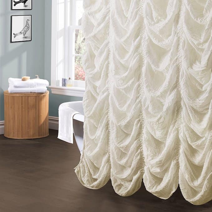 All 20 of these shower curtains are not only gorgeous but trendy too! You will find many different styles of shower curtains to fit anyones decor needs. | Design Dazzle