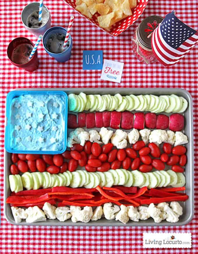 Here are 17 delicious patriotic food ideas that will be the perfect addition to any of your fun patriotic parties and activities. | Design Dazzle