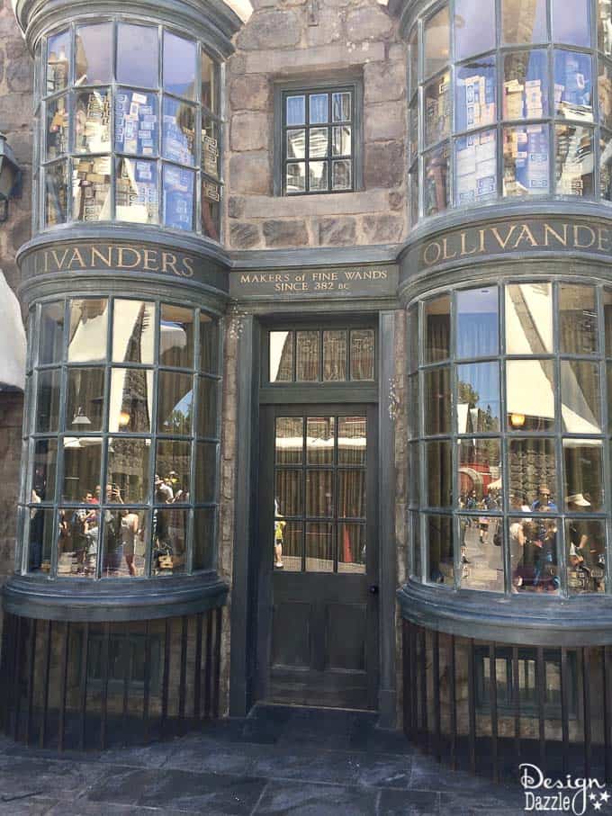 Harry Potter at Universal Studios - Tips and Tricks to make your visit extra magical! | Design Dazzle