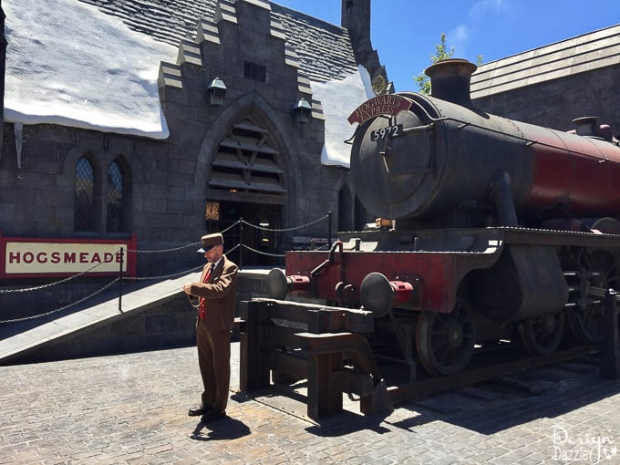 Harry Potter at Universal Studios - Tips and Tricks to make your visit extra magical! | Design Dazzle