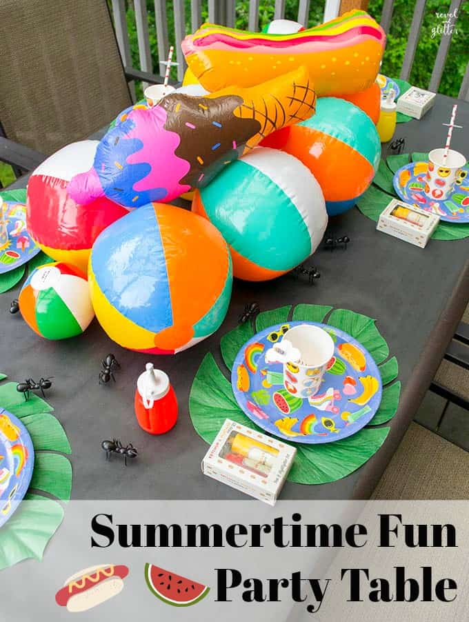 Get ready for summertime fun with the perfect table.