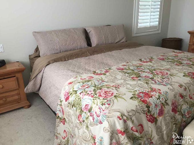 If you're looking for a bed that's inviting, comfy, and inexpensive then you've come to the right place! This post has the details of my favorite mattress. | Design Dazzle