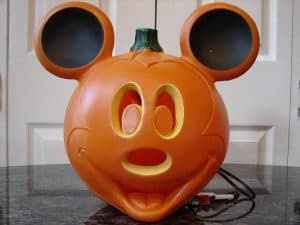 This post has 30+ amazing Disney Themed Halloween Amazon finds to brighten up your home decor, apparel, or even your nails! | Design Dazzle