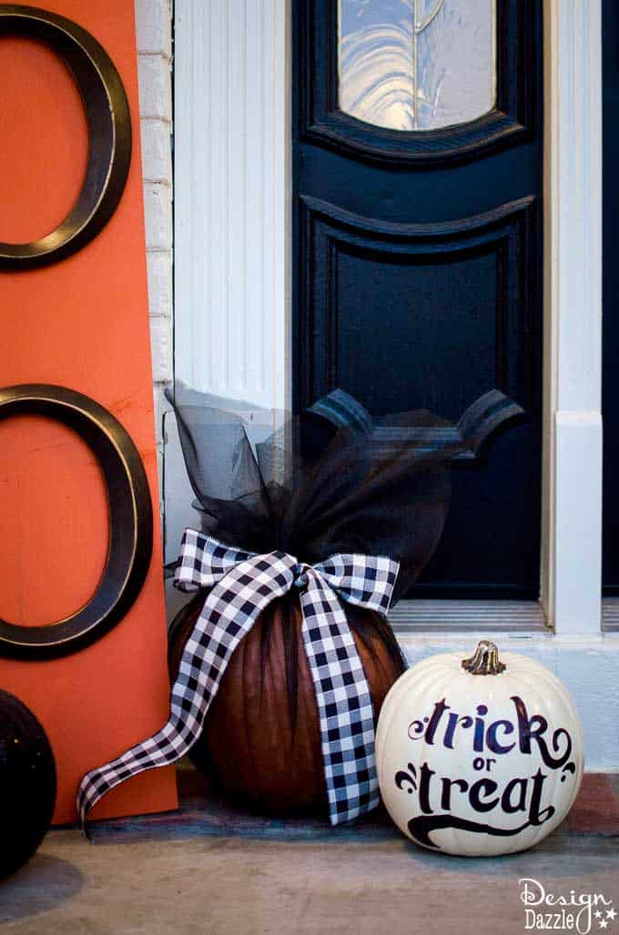 Home Depot's Halloween Style Challenge for my front porch! Fabulous DIY Halloween outdoor decor that includes a fire breathing dragon! #Halloween #halloweendecorations #frontporchideas || Design Dazzle 