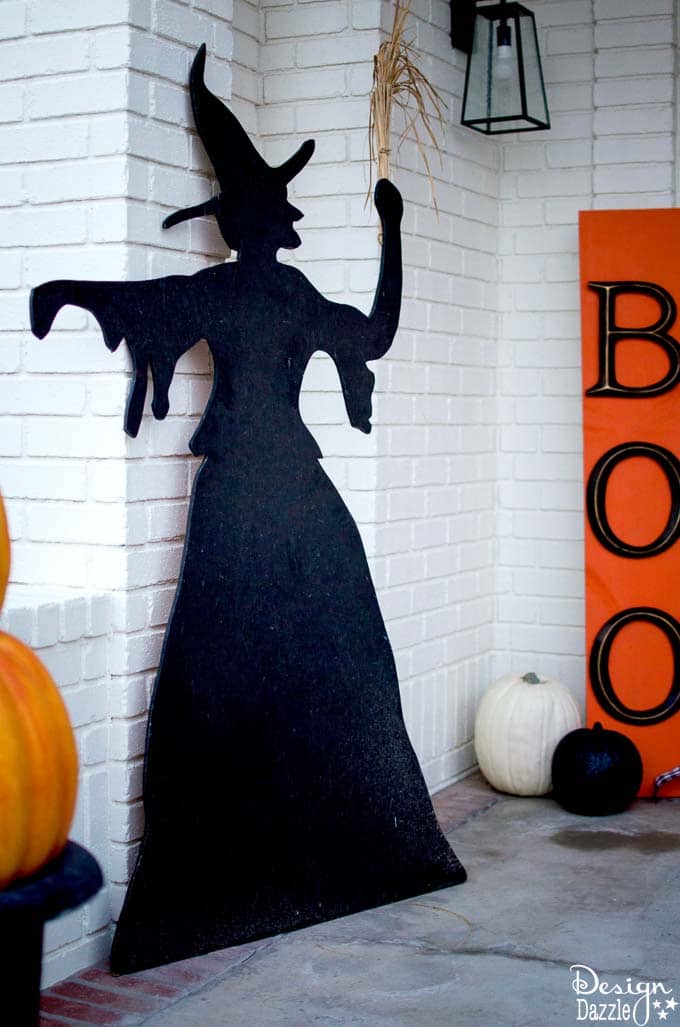 Home Depot's Halloween Style Challenge for my front porch! Fabulous DIY Halloween outdoor decor that includes a fire breathing dragon! #Halloween #halloweendecorations #frontporchideas || Design Dazzle 