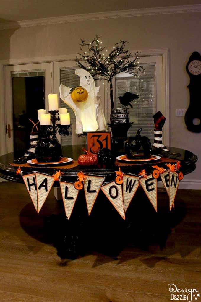 How to set a Halloween table!