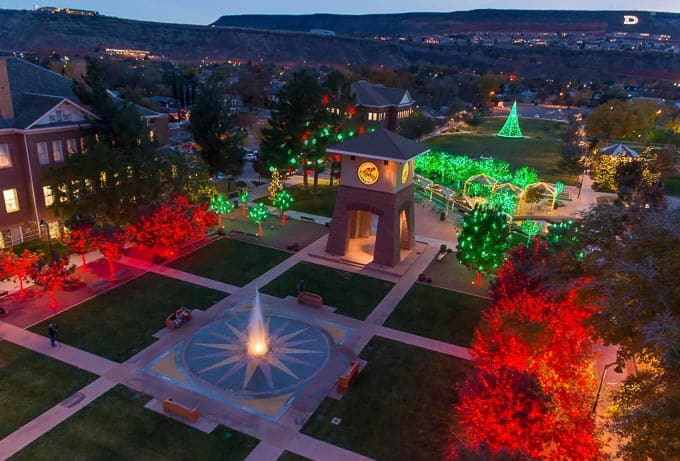 Here are 20 of the most magically-awesome events to do in Southern Utah during the Holiday season! Your family will love all of these events! | Design Dazzle