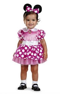 This post has 21 Mickey and Minnie costumes for women, men, children, and babies alike! I'm sure you'll find something that fits your needs! | Design Dazzle