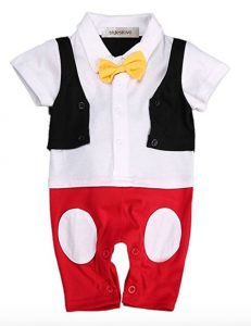 This post has 21 Mickey and Minnie costumes for women, men, children, and babies alike! I'm sure you'll find something that fits your needs! | Design Dazzle