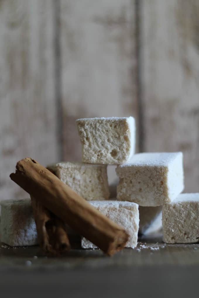 One of my favorite things about the holidays is making lots of treats! These delicious snickerdoodle marshmallows will not disappoint!