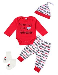 With the day of love right around the corner, here are 26 adorable and affordable Valentine's Day outfits for the whole family! | Design Dazzle 