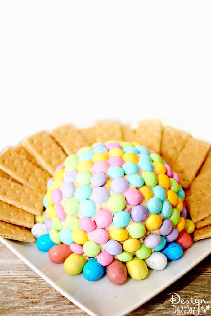 If you are a fan of cream cheese (who isn't?) and chocolate then you will love this decadent treat! Find the recipe and instructions to this delicious Easter Cream Cheese Ball below! | Design Dazzle