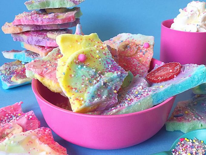 I'm not sure you can get much more magical than unicorn treats! Here are 11 delicious and fantastic unicorn treats that will bring magic to every bite! | Design Dazzle