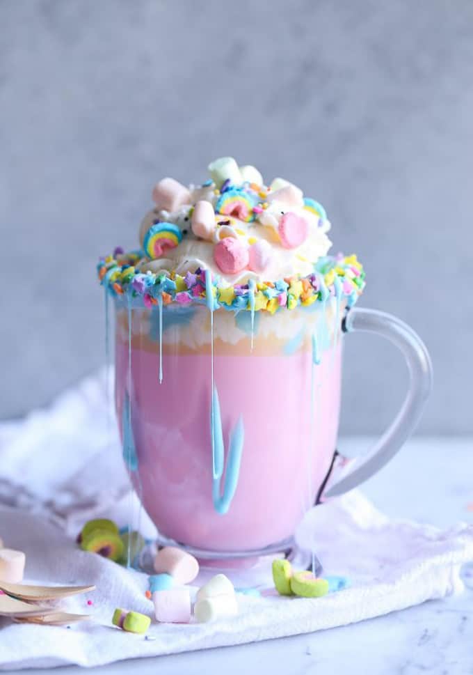 I'm not sure you can get much more magical than unicorn treats! Here are 11 delicious and fantastic unicorn treats that will bring magic to every bite! | Design Dazzle