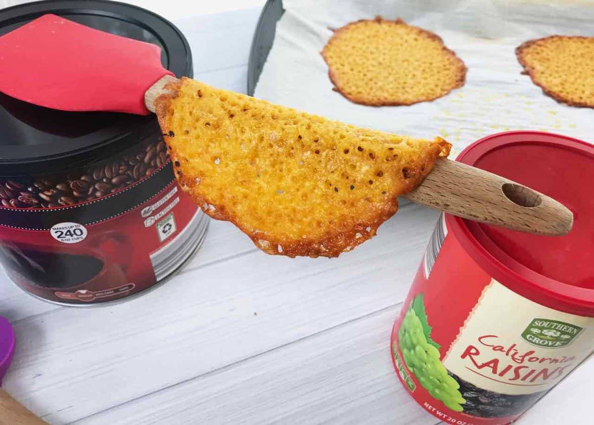 These cheese taco shells are a unique way to serve something with a Mexican feel. The creative twist of using cheese for making the taco is the fun part! - Design Dazzle