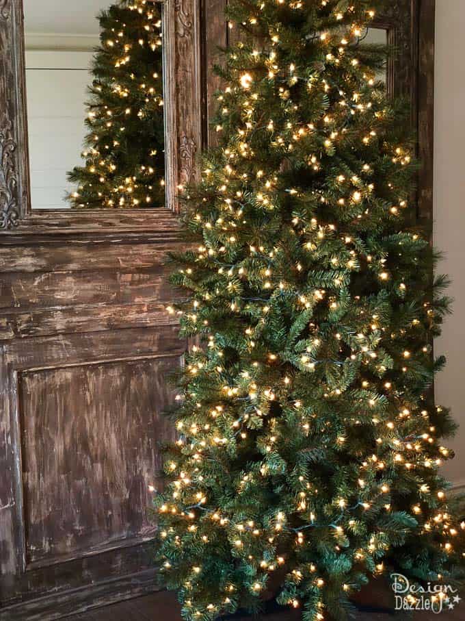 Do you want to have the most beautiful tree on the block? This Christmas tree decorating hack is incredibly simple but will make all the difference in how beautiful your tree looks this year! | Design Dazzle