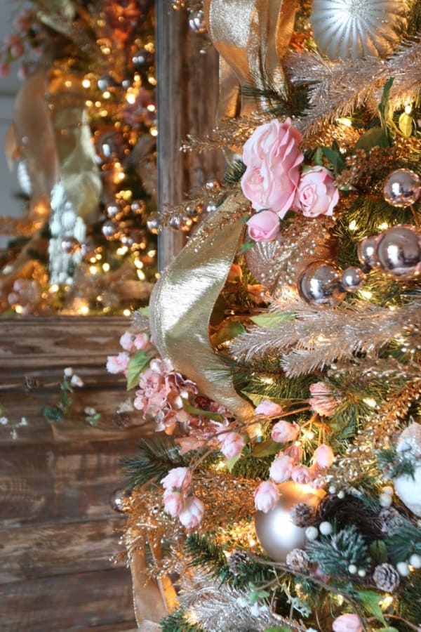 Pink Florals And Gold Metallics Christmas Tree - Dream Tree Challenge | Toni Roberts Design Dazzle