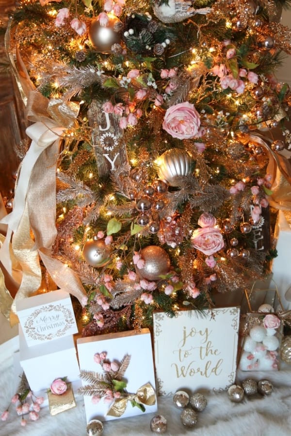 Pink Florals And Gold Metallics Christmas Tree - Dream Tree Challenge | Toni Roberts Design Dazzle