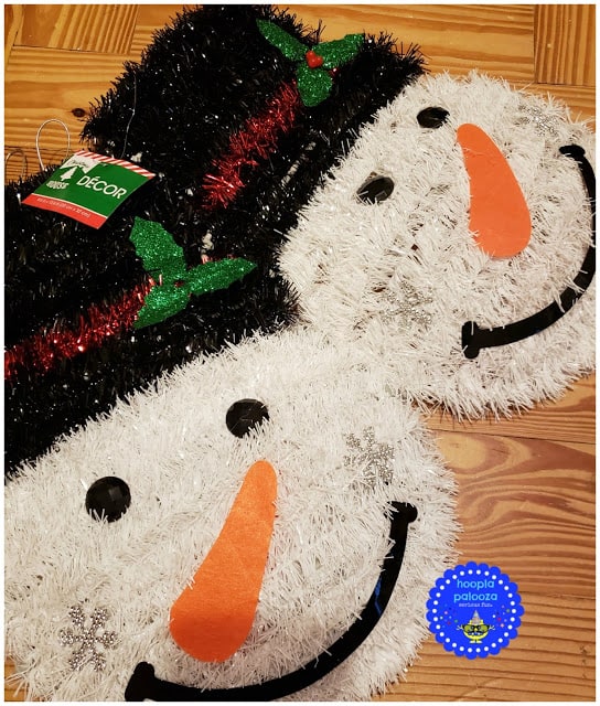 It's a merry time of year full of cheer and lots of parties. so these dollar tree snowmen centerpieces are just the thing for all your merriment!