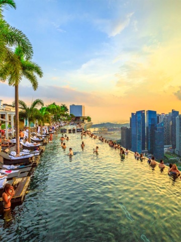 Infinity pool vertical