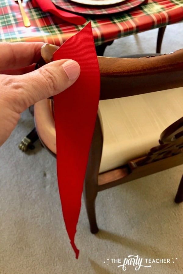 Christmas chair initial tutorial by the party teacher 1