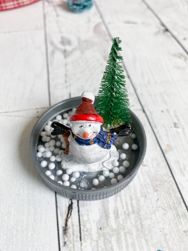 Everyday party magazine diy snowglobe ornaments 2