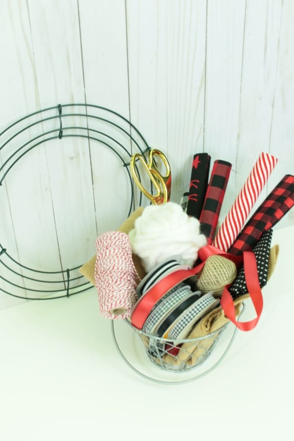 How to make a shabby rag wreath