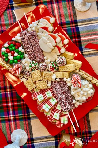 Christmas charcuterie board by the party teacher 43