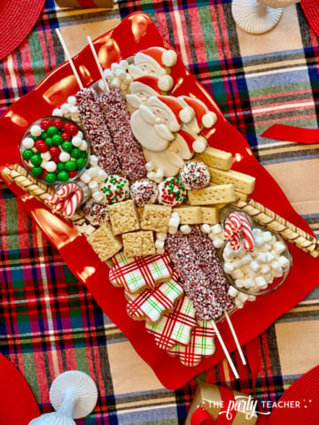 Christmas charcuterie board by the party teacher 43