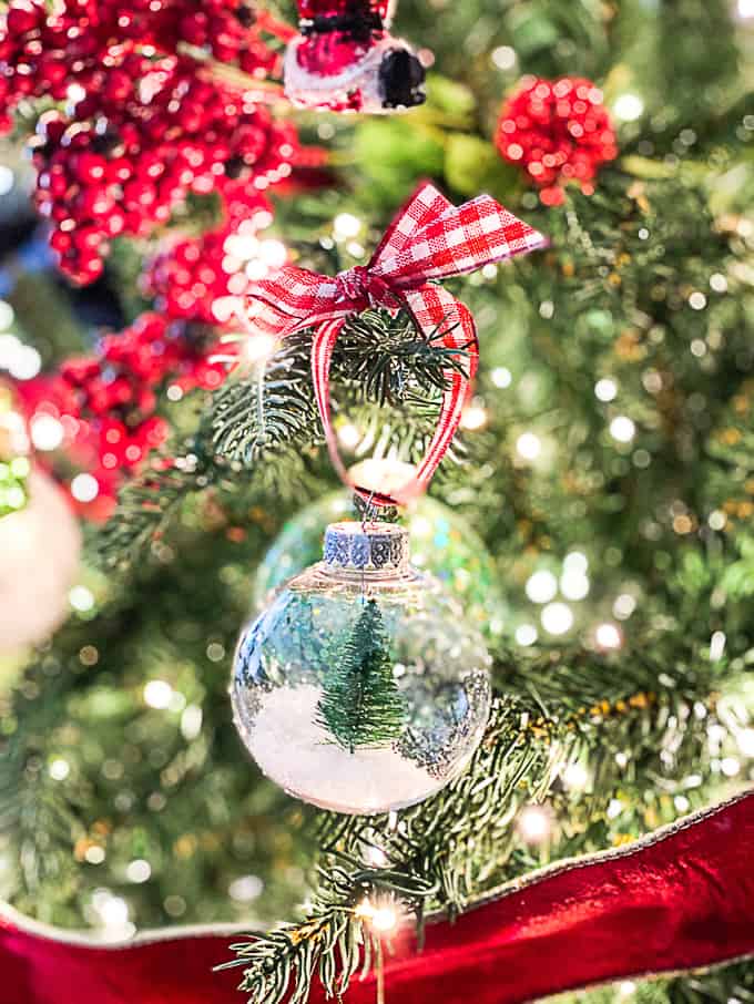 Easy DIY Christmas Ornaments - Everyday Party Magazine