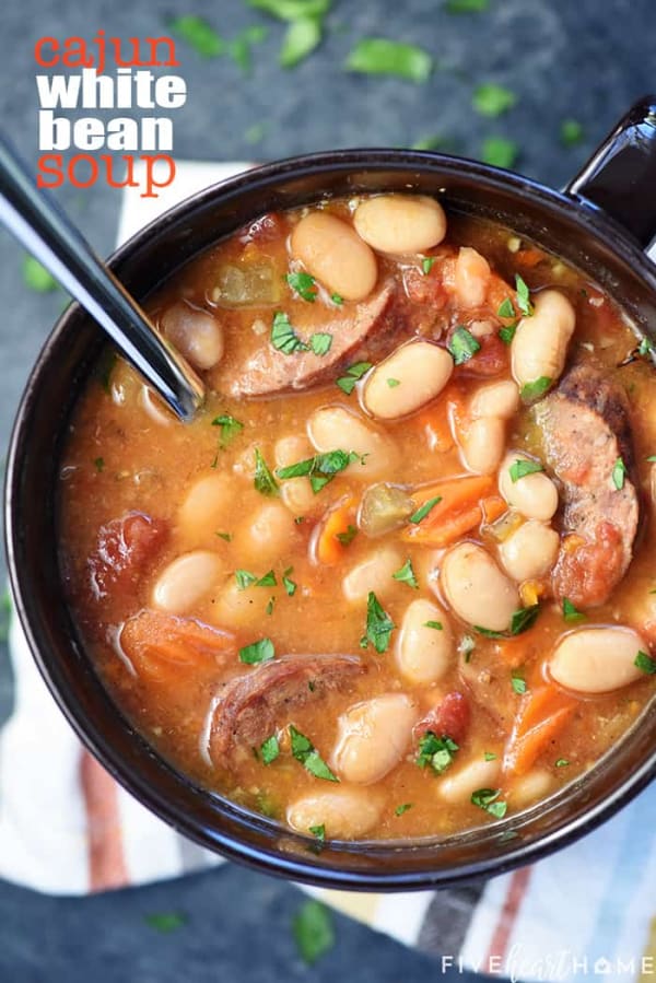slow cooker white bean cajun soup